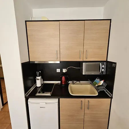 V Tichom Prostredi Marina Cape * Ахелой